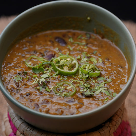 Kaali Khatti Daal